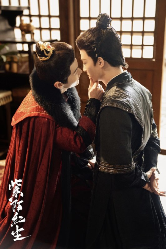 《#紫陌红尘》.#同志 #中国大陆 #古装 #耽美 #爱情 #环大陆 #宫廷 #皇子 #紫陌红尘.更多同志影视☛ @movieweekend